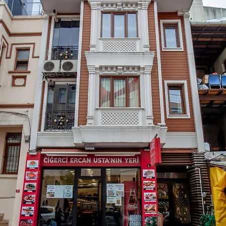 Mutlu Flat Apartment *